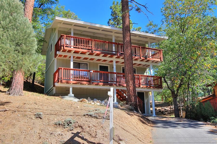 1st image of 43238 Sunset Dr