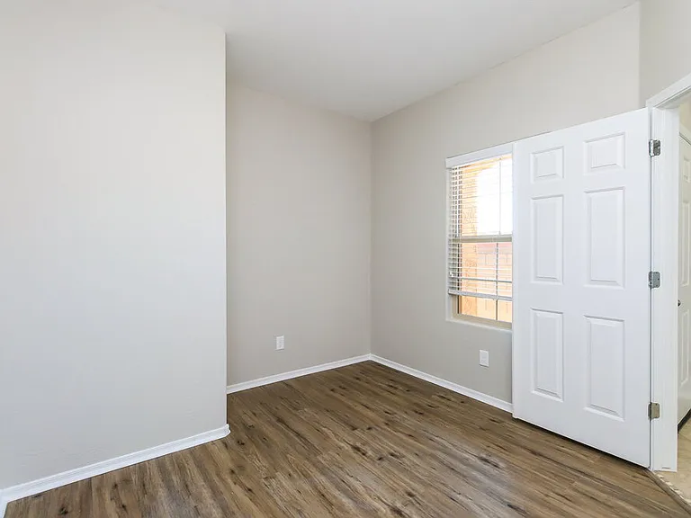 2694 E Hickory St — Photo 12