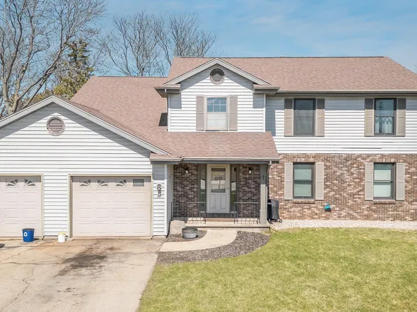 10 E Waukau Ave, Oshkosh, WI 54902