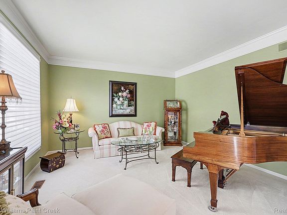 2nd image of 4179 Wincrest Ln