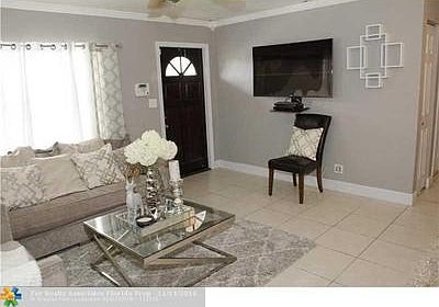 5th image of 8119 NW 93rd Ave