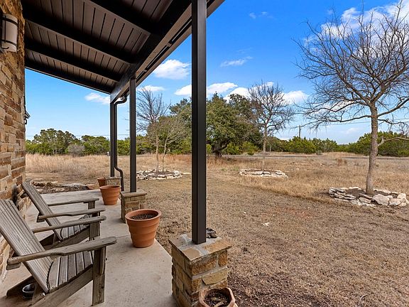 2nd image of 175 Limestone Rdg N