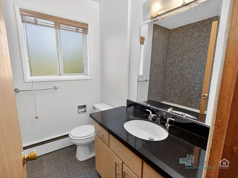 908 SW Gaines St #31 — Photo 17