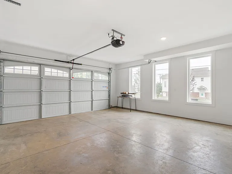 601 Southgate Ave — Photo 63