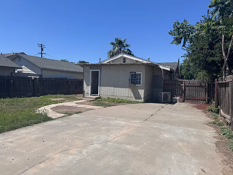 1414 Hayne Ave — Photo 15