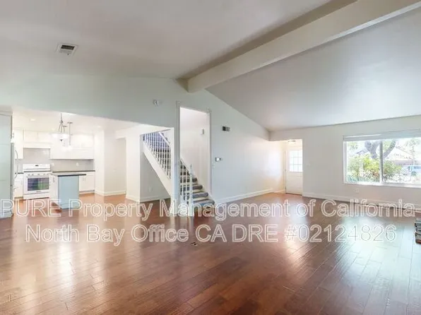 360 Manka Cir, Santa Rosa, CA 95403