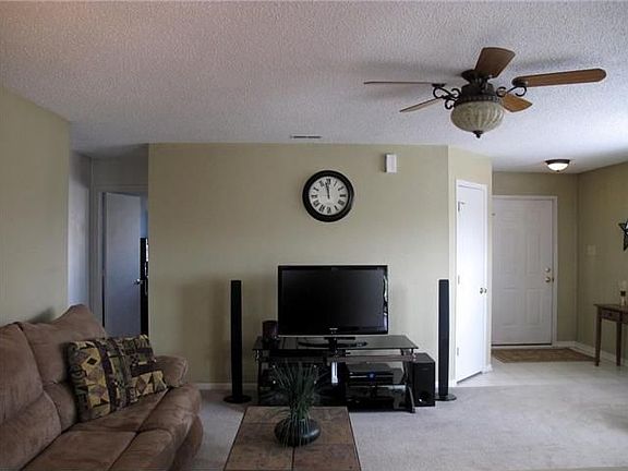 5th image of 6847 W Burlington Dr