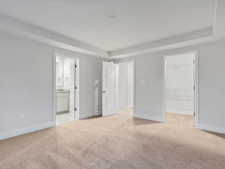 258 Waterstone Rd — Photo 18