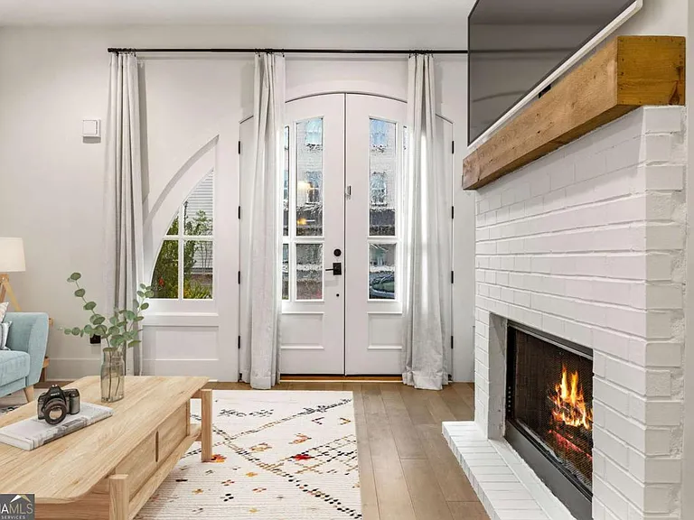 510 Heatherden Ave #E202-C — Photo 4