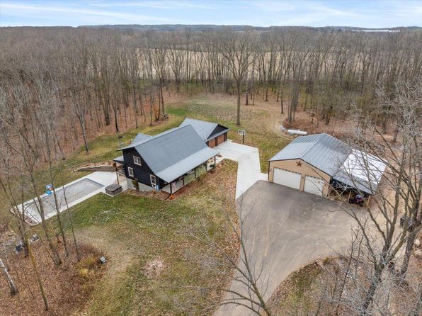 744 50th Ave, Clear Lake, WI 54005