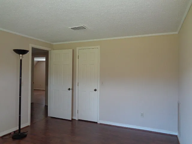 1041 Phillips Hill Rd — Photo 25