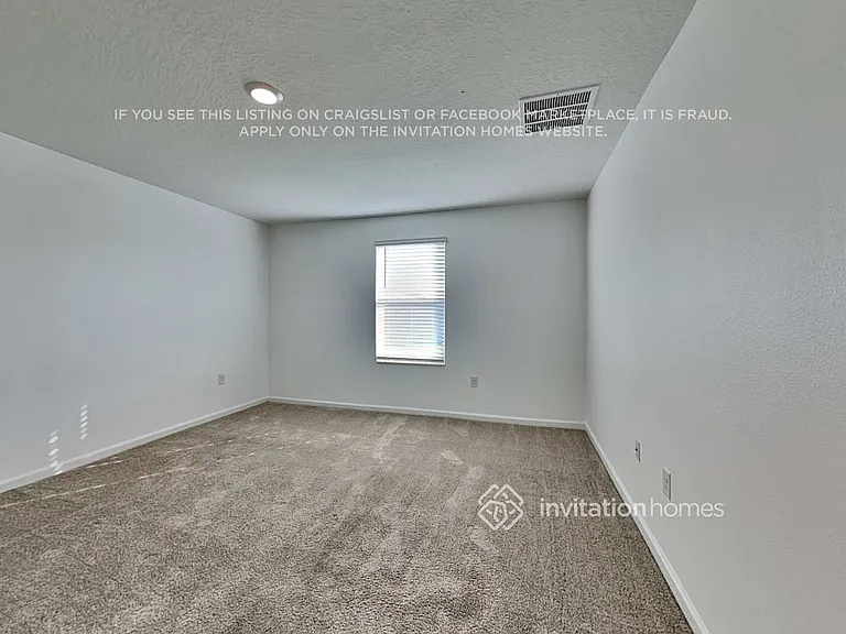 1074 Caitlin Loop — Photo 10