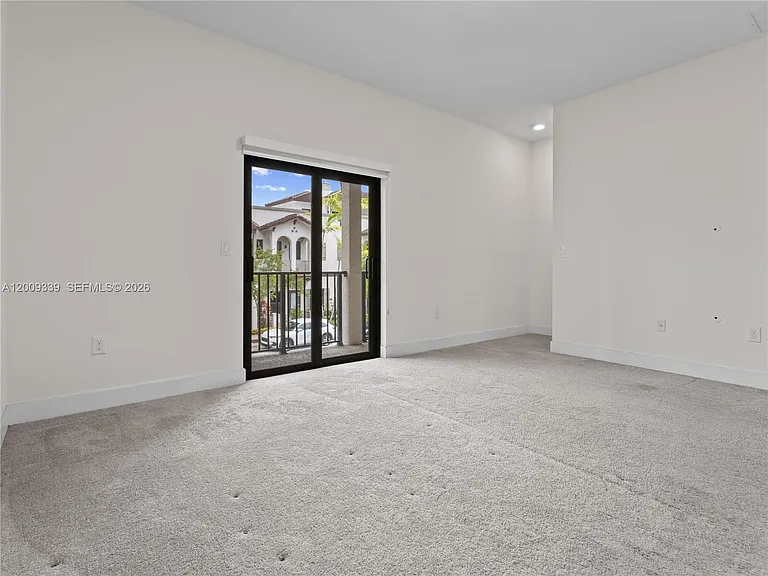 8382 NW 51st Ter #8382 — Photo 29