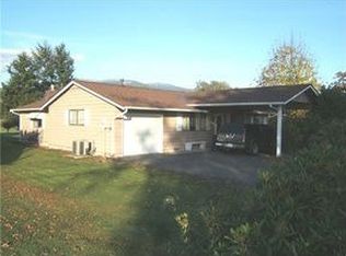 910 McGarigle Rd, Sedro Woolley, WA 98284