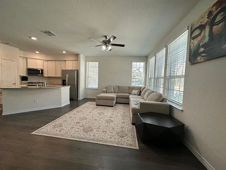 2408 Klamath Dr — Photo 10