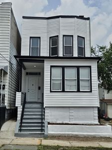 10 Wilkinson Ave, Jersey City, NJ, 07305