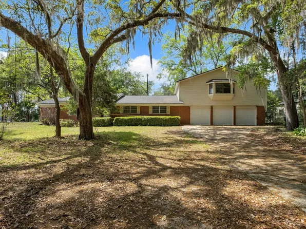 3765 Lakeview Dr, Tallahassee, FL 32310