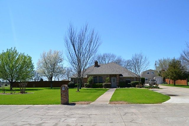 1st image of 441 Dale Dr