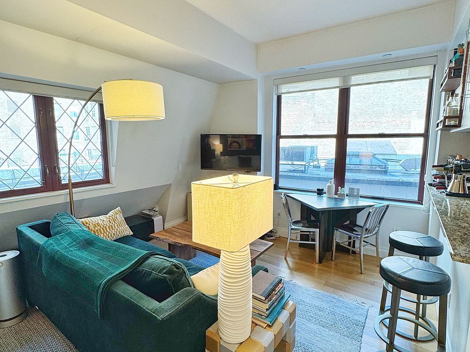 1st image of 21 S William St APT 6A