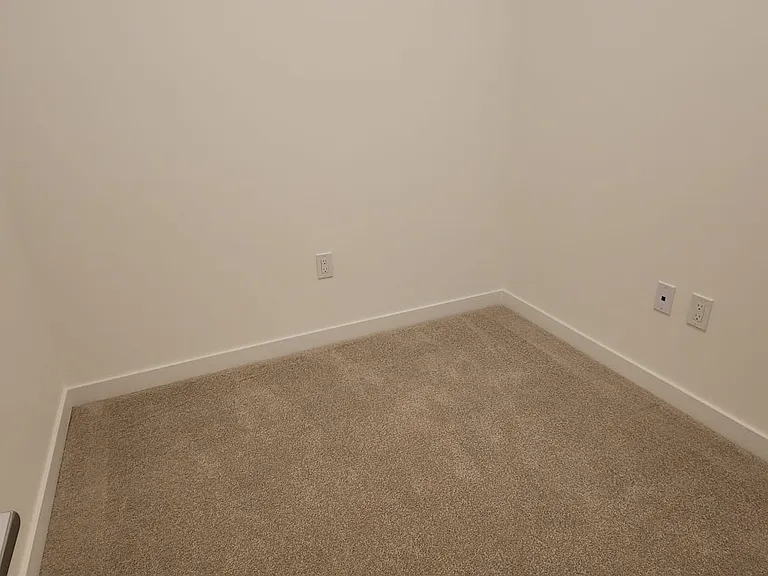 15735 85th Ave #504 — Photo 4