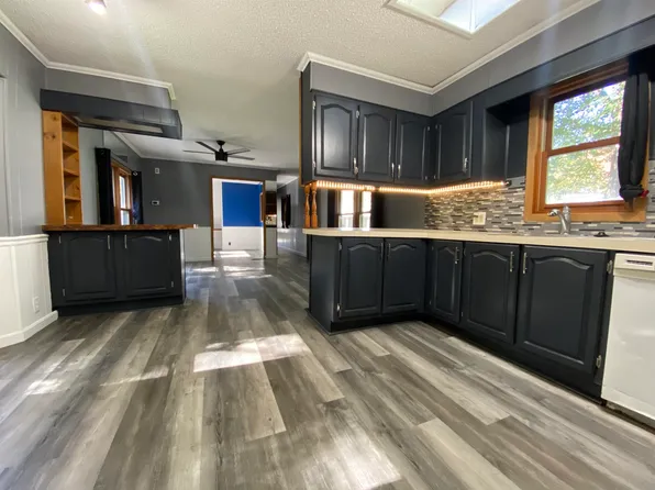 81 Daniel Drive, Lyndon, VT 05851