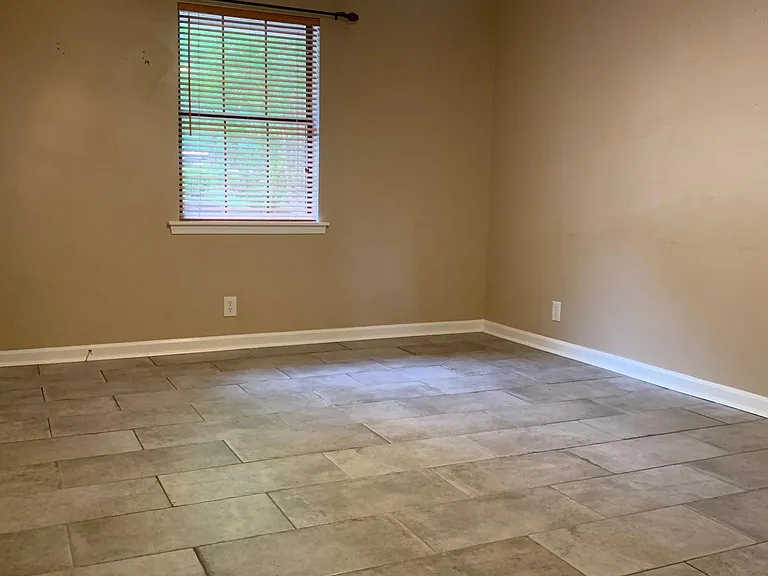 37 Vocational Dr SW — Photo 16