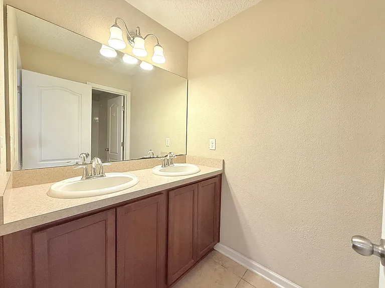3683 Hartsfield Forest Cir — Photo 18