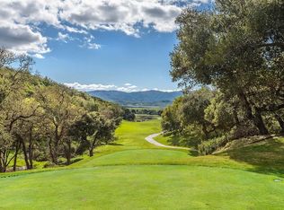 123 Stonetree Ln, Novato, CA 94945