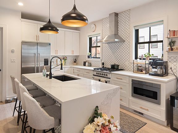 2nd image of 228 Webster St #1