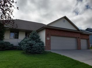 2813 Gingerberry Dr, Norfolk, NE 68701