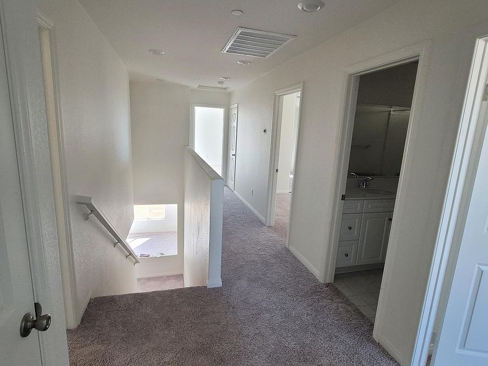 2nd image of 30641 Cedar Creek Way