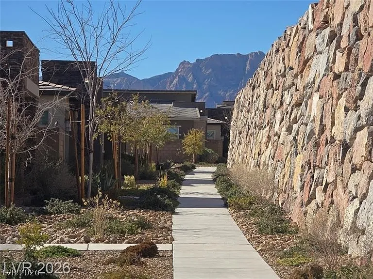 905 Belleforte Ln — Photo 24