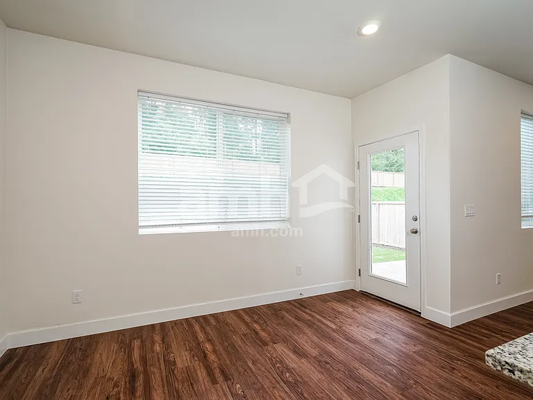 9228 Tigerlilly St SE — Photo 5