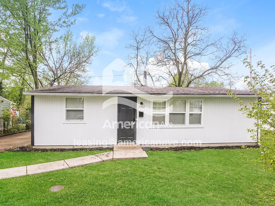 2968 Wallace Ave