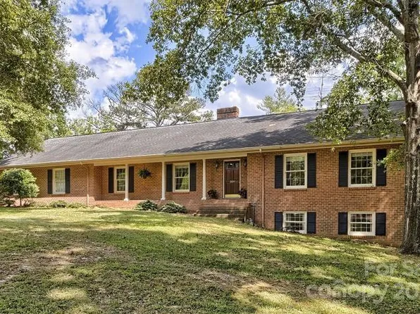 209 Park Dr, Kershaw, SC 29067