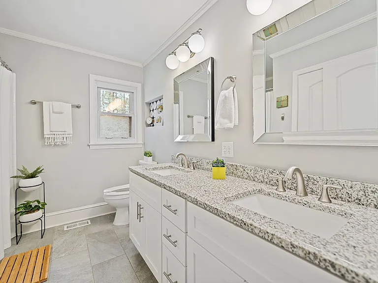3716 Britt St — Photo 12