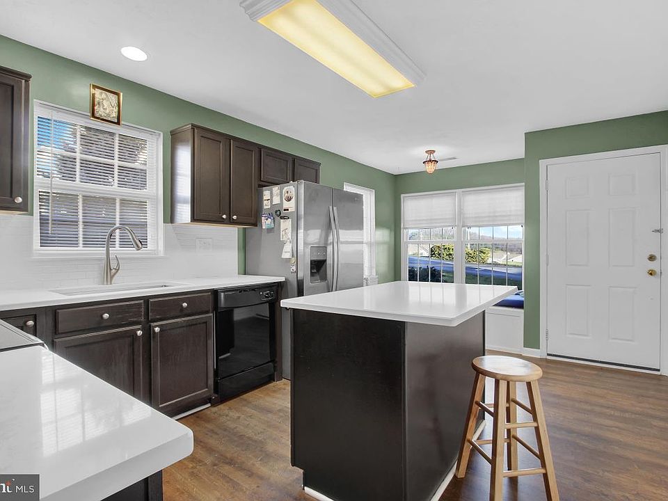 2354 E Slater Hill Ln, York, PA 17406 Zillow