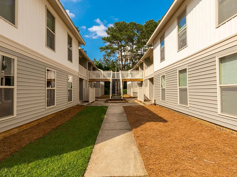 Windtree Apartment Homes — Photo 15