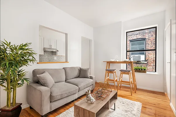 Rented by Compass | media 17