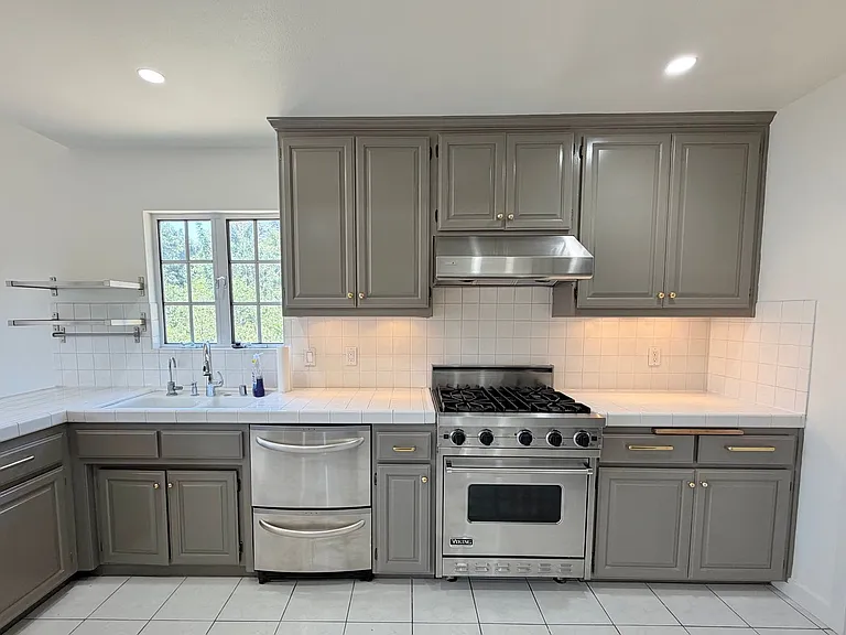 1515 Indiana Ave — Photo 9