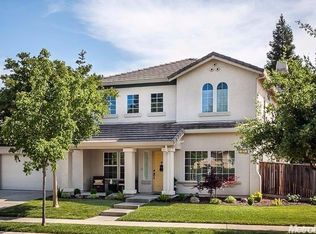 27 Penelope Ct, Roseville, CA 95678