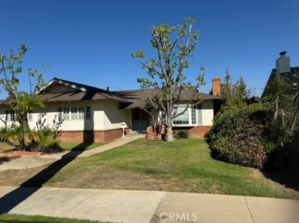 1517 S Main St, Corona, CA 92882