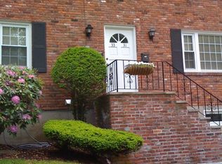 33 Margaret Rd, Newton, MA 02461