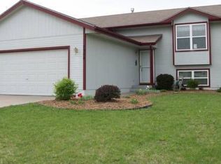 7308 SW 24th Ter, Topeka, KS 66614