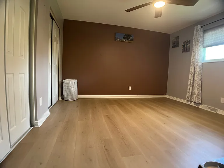 354 S 21st Ave — Photo 14