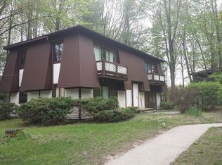 18679 W Spring Lake Rd, Spring Lake, MI 49456