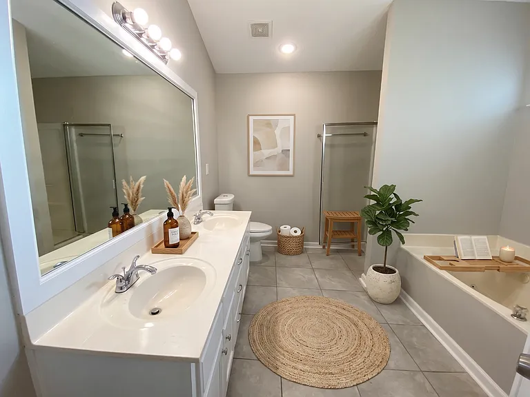 4235 Triple Crown Loop — Photo 9