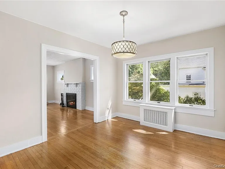 16 Terrace Pl — Photo 6