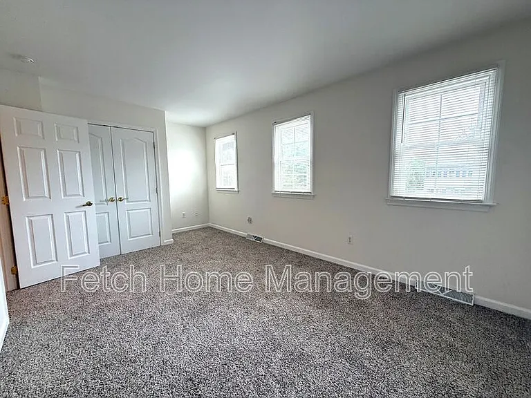 55 Beech Ln — Photo 16