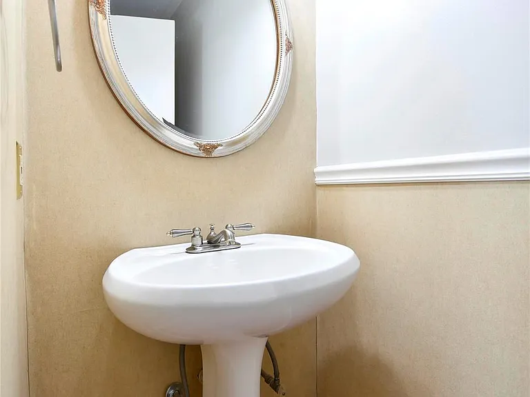 1527 Mariner Dr — Photo 10